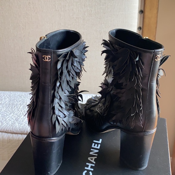 Chanel Short boot Lambskin - Picture 3 of 17